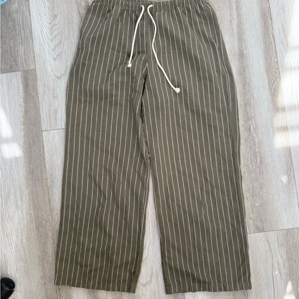 Uniqlo Olive Green Striped linen pants